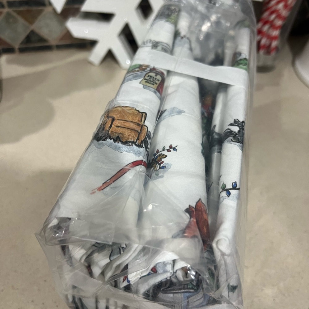 Pottery Barn National Lampoon Christmas Vacation Holiday Sheet Set, KING SIZE - Picture 8 of 8